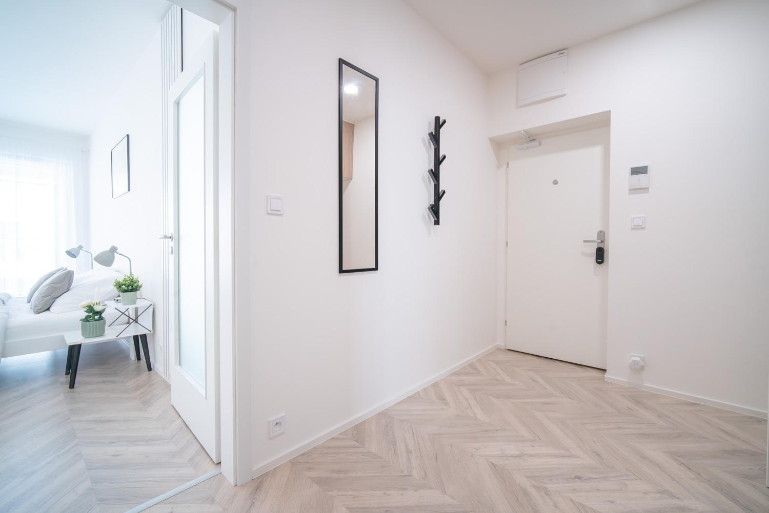 City Relax Apartments With Free Parking, 10 Mins Walk To City Centre Бърно Екстериор снимка