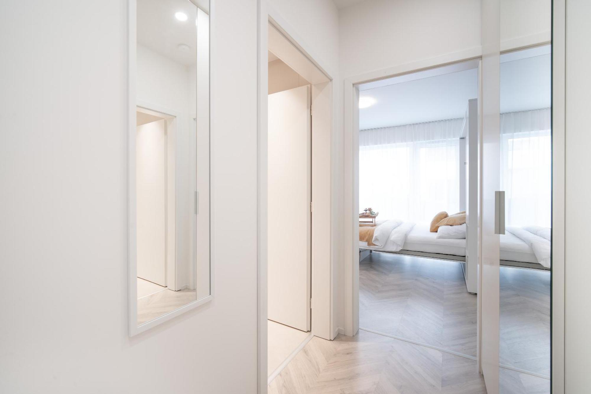 City Relax Apartments With Free Parking, 10 Mins Walk To City Centre Бърно Екстериор снимка